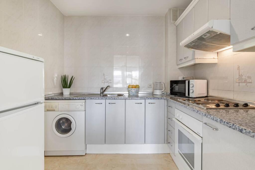Stylish One Bed Apartment At Matchroom Country Club Fuengirola Dış mekan fotoğraf