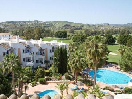 Stylish One Bed Apartment At Matchroom Country Club Fuengirola Dış mekan fotoğraf